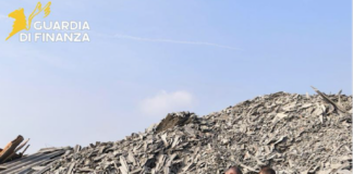 Discarica abusiva di rifiuti scoperta tra Punta Marina a Lido Adriano