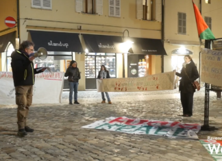 Manifestazione a Ravenna contro gli arresti e le deportazioni delle popolazioni indigene in India