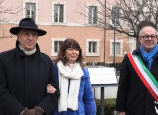 Una targa in ricordo dell’avvocato e scrittore Massimo Stanghellini Perilli