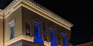 Giornata nazionale delle vittime civili di guerra e dei conflitti nel mondo, nella notte tra l’1 e il 2 febbraio si illumina di blu il teatro Alighieri