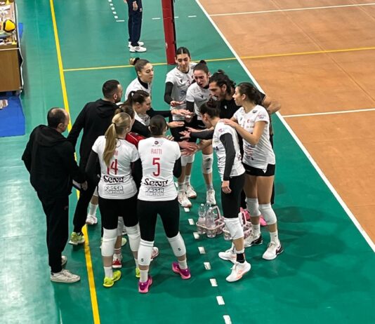 Volley: Prima sconfitta per l’Olimpia Teodora che cede al tie break a Ostiano