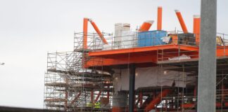 Operaio caduto dall’impalcatura. I sindacati: “Ennesimo incidente di lavoro verificatosi nella catena degli appalti”