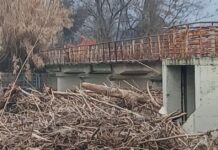 Chiusa di Errano ancora ostruita da 29 giorni, la Lega attacca il Comune