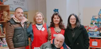 Dai desideri degli anziani ai sorrisi dei bambini: libri donati alla Pediatria di Ravenna