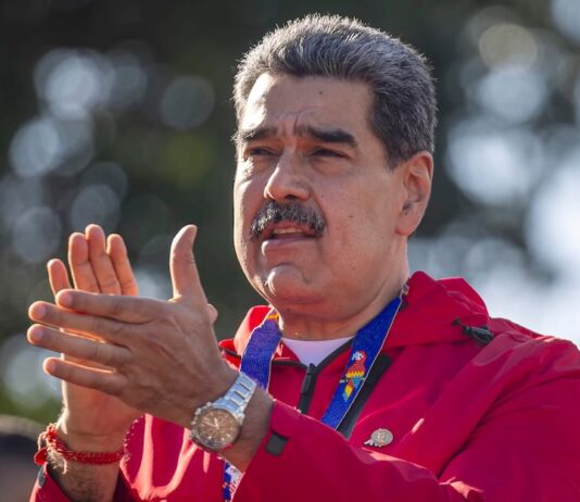 Potere al Popolo: “giù le mani dal Venezuela!”