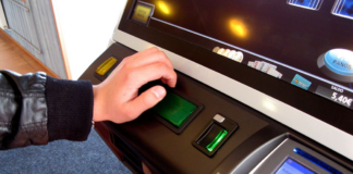 “Videolottery troppo vicine a chiesa e campi sportivi”