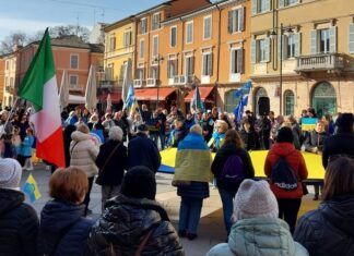 Manifestazione per l’Ucraina a Ravenna, la presenza del Partito Liberaldemocratico