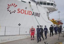 La nave ONG “Solidaire” attracca a Ravenna con 120 migranti
