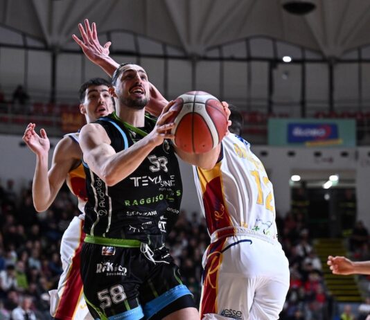Basket: Impresa Tema Sinergie. Espugnata la capolista Virtus Roma