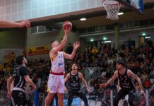 Basket: Serata da sogno al PalaCosta. Una grande OraSì si impone contro Caserta e vince 77-74
