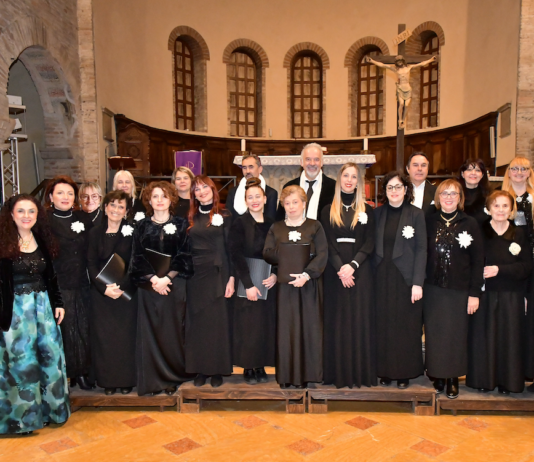 “Nel viso di una donna”: poesie, canti e fotografie al Museo Classis