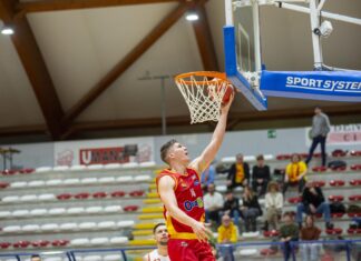 Basket: A Chiusi grande rimonta nel secondo tempo ma i padroni di casa si aggiudicano la vittoria con il punteggio di 80-75