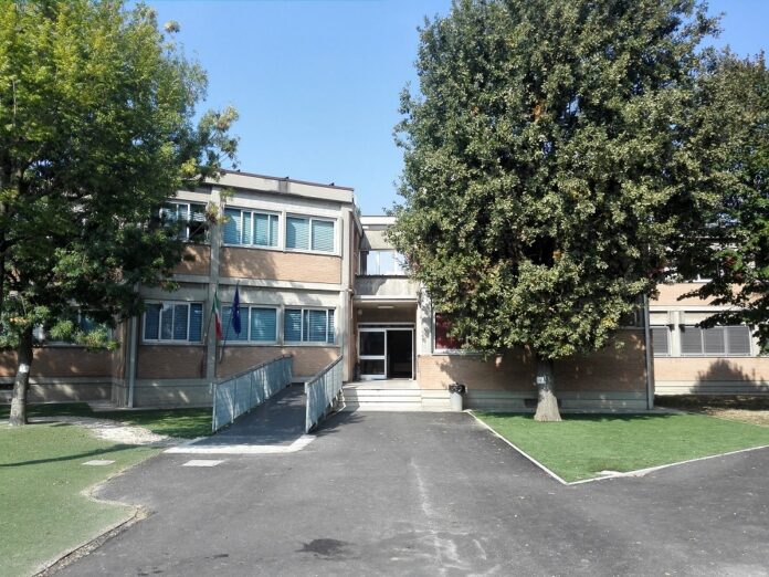 Ingresso di via Samaritani