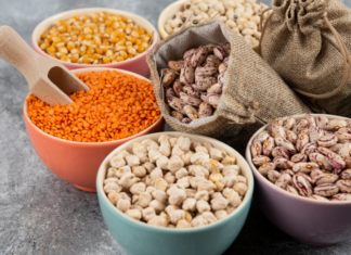 Pausa pranzo intelligente: come i legumi eliminano l’abbiocco pomeridiano