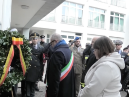 Giorno del Ricordo: deposta la corona alla lapide in memoria dei profughi accolti a Marina di Ravenna