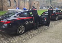 Denunciati i responsabili della sassaiola di via Carducci