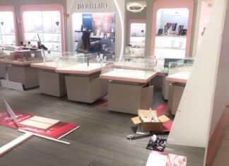 Auto utilizzata come ariete. Poi la razzia alla gioielleria: nuovo colpo all’Esp