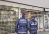 Controlli della Polizia Locale: irregolarità in un minimarket di via Carducci