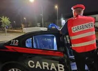 Massa Lombarda, trovato con merce rubata e un coltello: denunciato