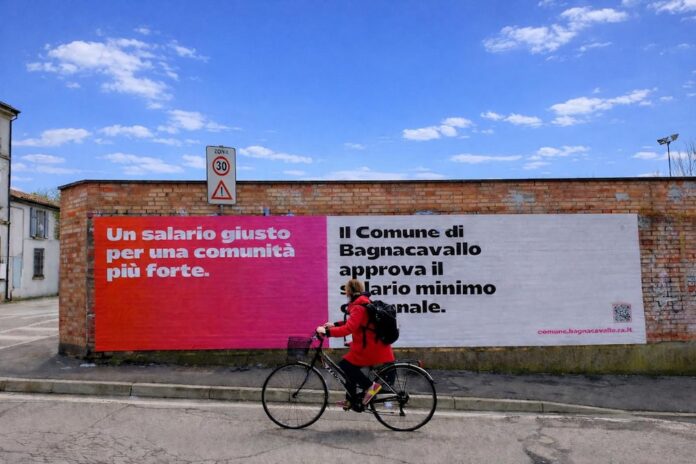 manifesti salario minimo porta pieve